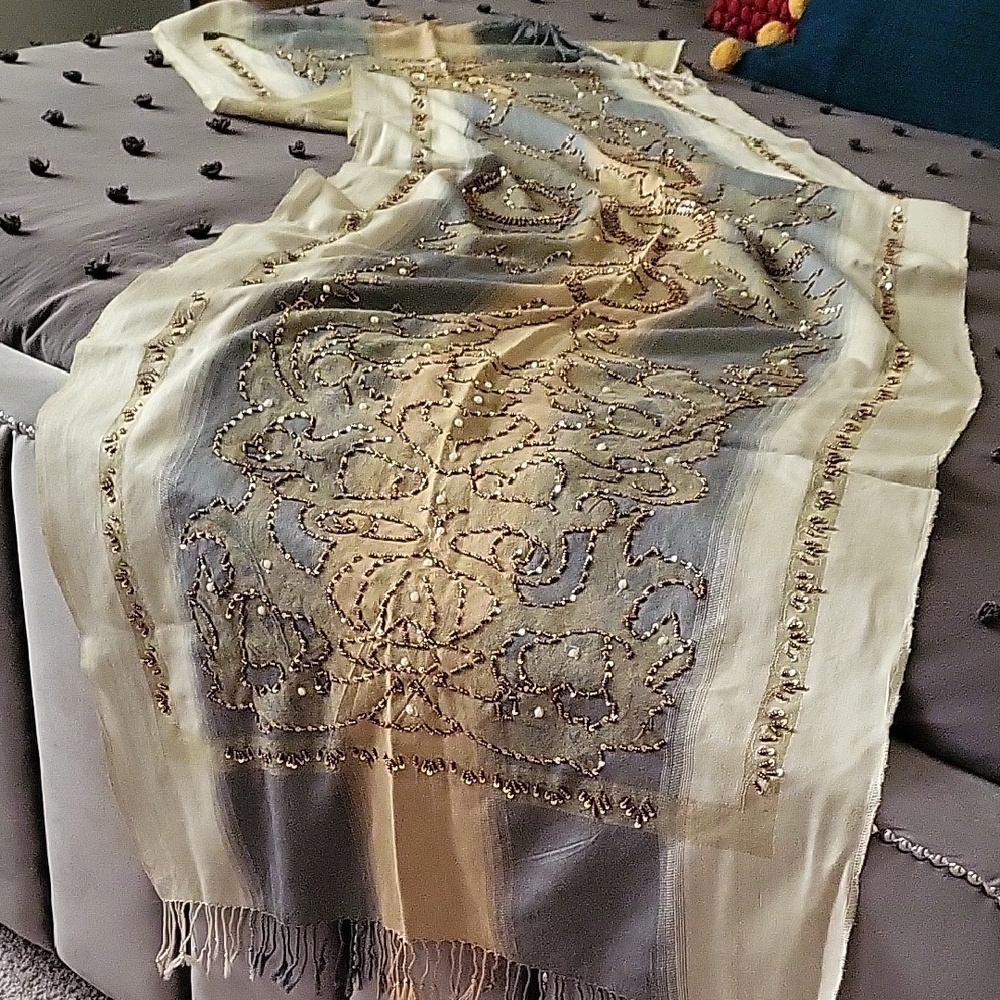 Elegant Indian Gold and Gray Shawl